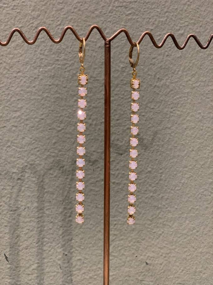 335C85FF-3386-456E-A3FE-6E05F39FEDDF_1_201_a