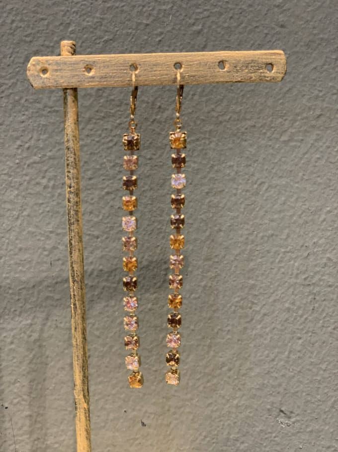 8C736409-3D30-4763-BEFA-FD7A63319BA9_1_201_a