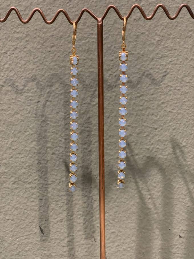 DCCB11B0-6923-4CF2-93C2-A0FF592D0546_1_201_a